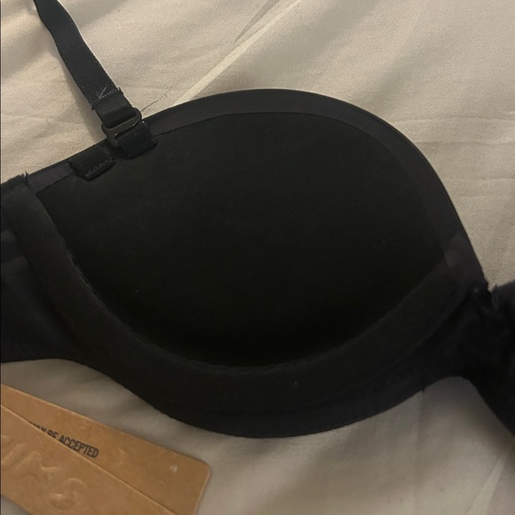 SKIMS Ultimate Strapless Push Up Bra NWT - Picture 6 of 10